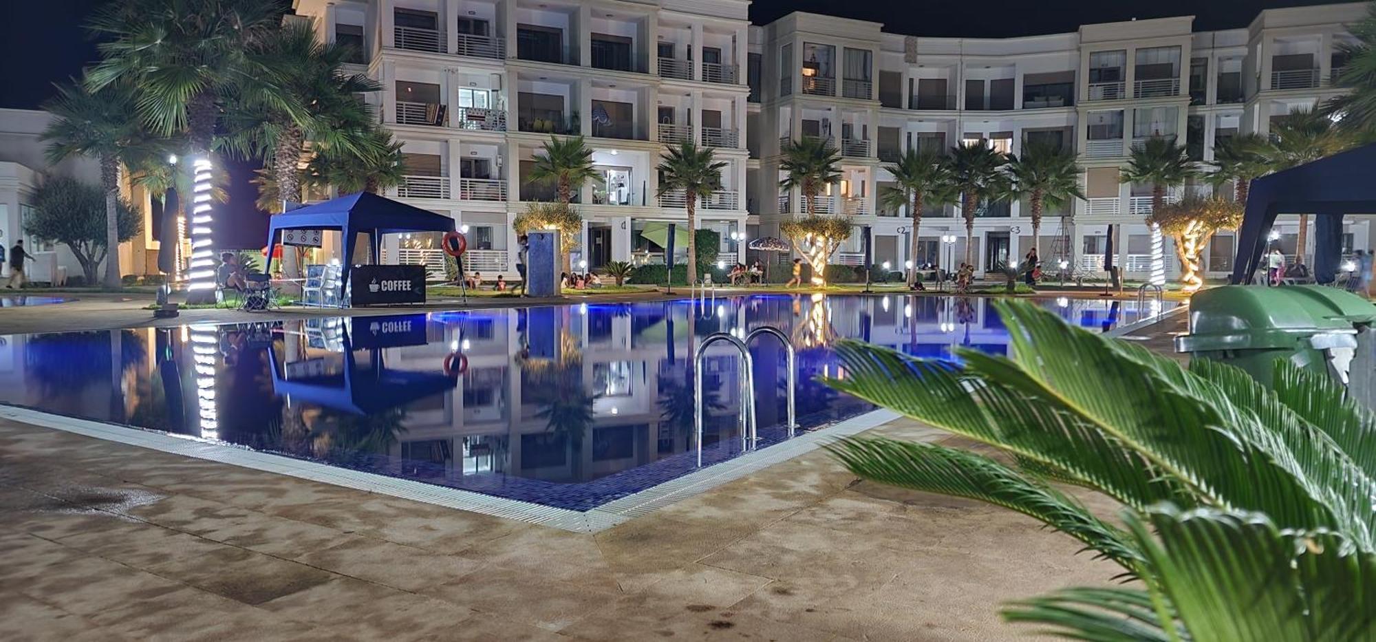 Costa Beach Lux Family Apartment With Pools 부즈니카 외부 사진